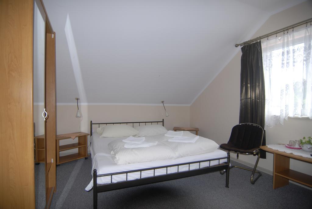 Motel U Olka Boczow Eksteriør billede