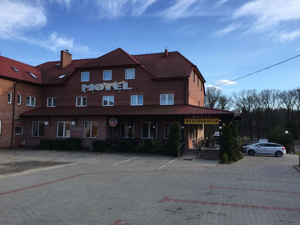 Motel U Olka Boczow Eksteriør billede